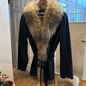 Paolo Santini Ladies brown leather jacket with animal fur collar.  Size 4/6